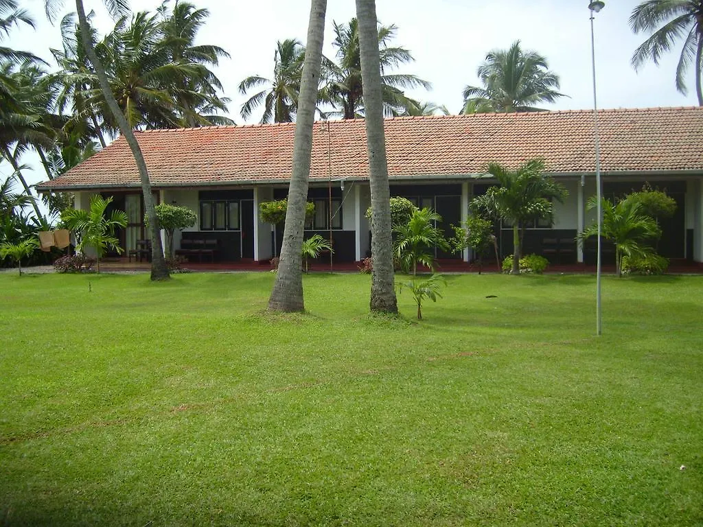 Bed & Breakfast Ceylonica Beach Hotel Negombo