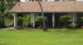 Bed & Breakfast Ceylonica Beach Hotel Negombo